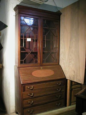 credenza.jpg