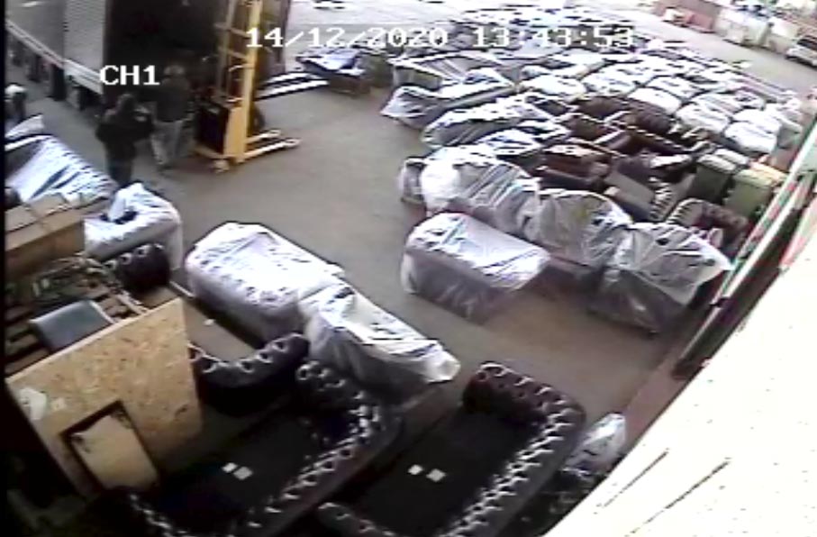 divani chester nuovi vintage in pelle roma vendita noleggio