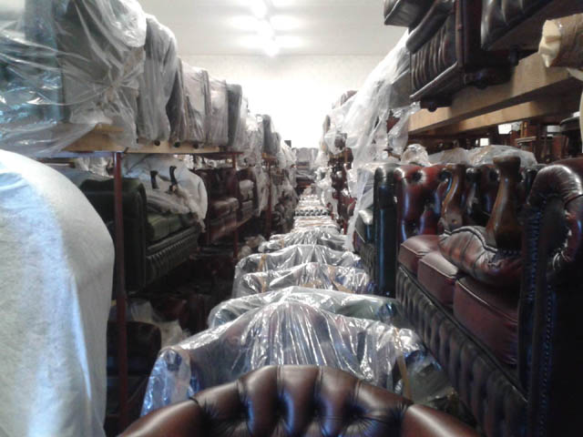 divani poltrone chester inglesi originali importazione roma milano